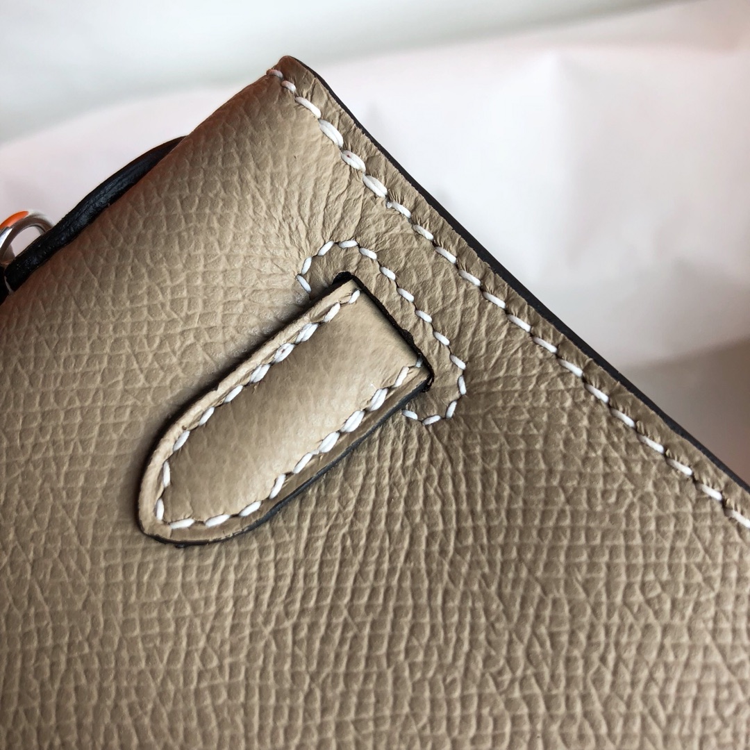 Hermes Kelly Mini II Bag 19CM In Light Grey Epsom Leather